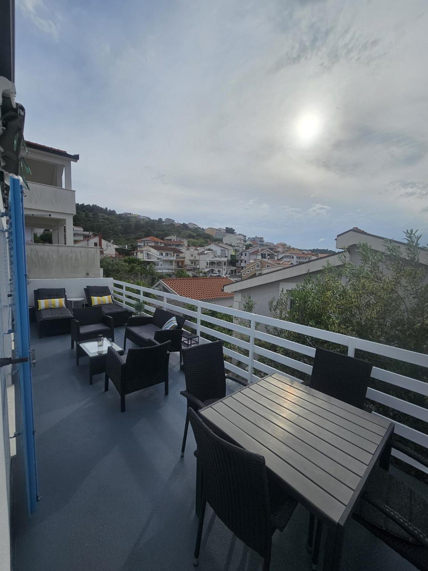 Apartment Tina Trogir Exterior photo