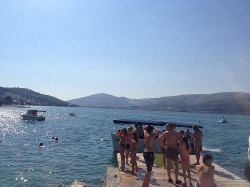 Apartment Tina Trogir Exterior photo